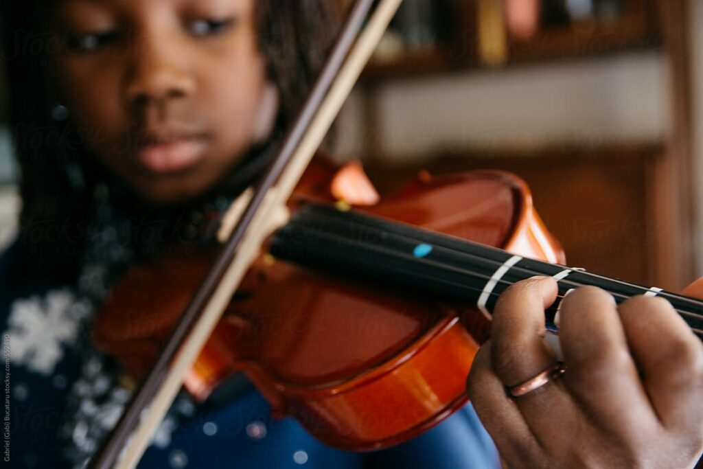 extra murals violin